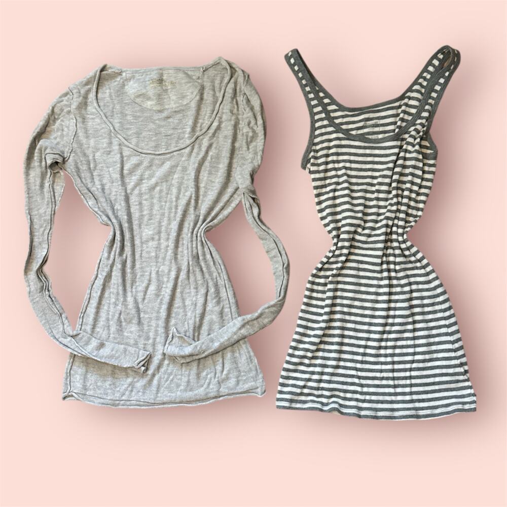 Y2K Long Line Fit Striped Tank Top Henley Light Gray Tee Shirt Medium Bella Swan - Picture 2 of 7